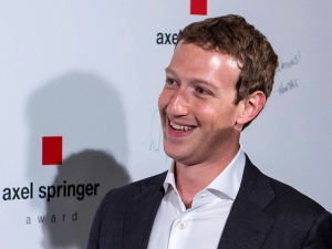 Хакер пообещал взломать страницу Цукерберга в Facebook в прямом эфире