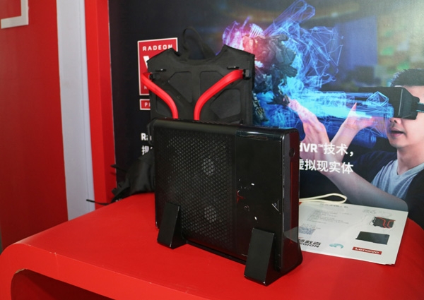 Носимый компьютер Lenovo Legion VR PC оснащен жидкостной системой охлаждения