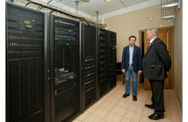 В России создан суперкомпьютер с производительностью 55 триллионов операций в секунду