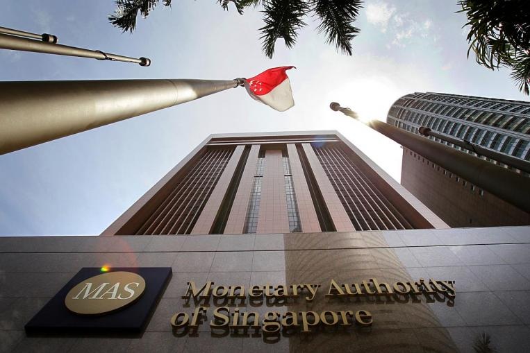 Центральный банк Сингапура предостерегает от криптовалютных инвестиций