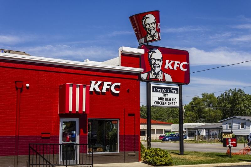 Фастфуд по-канадски: курица и картошка из KFC за биткоины