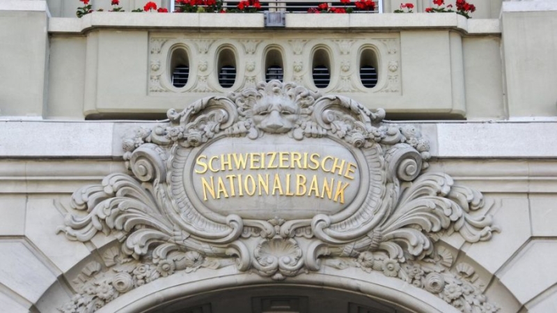 ЦБ Швейцарии видит риски в создании криптовалют центробанками